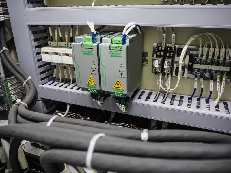 Zasilacze i transformatory w automatyce – jak zapewnić stabilne zasilanie systemu?
