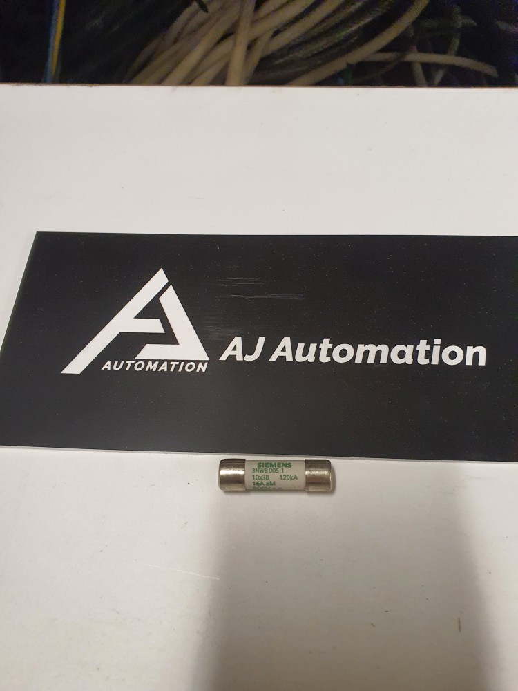 WKŁADKA BEZPIECZNIKOWA CYLINDRYCZNA, KLASA AM WG. NFC, BEZ WSKAŹNIKA, WLK. 10X38MM, AC 500V, 16A