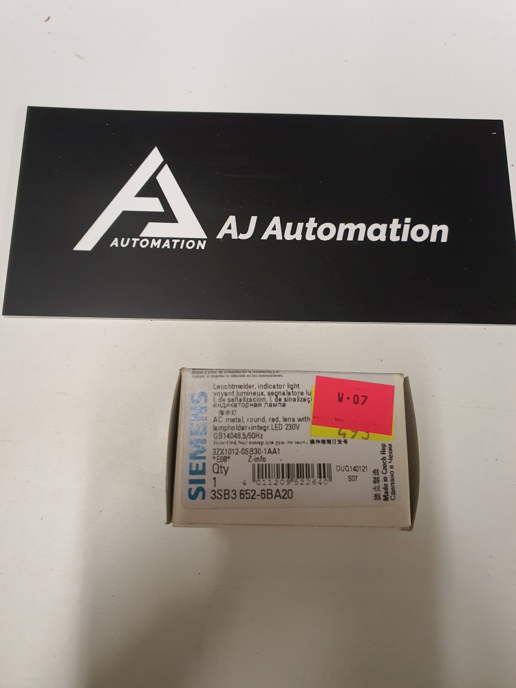 ŚWIATŁO KIERUNKOWE, 22MM, OKRĄGŁE, METALOWE, CZERWONE, SOCZEWKA, PIERŚCIENIE KONCENTRYCZNE, Z UCHWYTEM, OPRAWKA, Z WBUDOWANĄ DIODĄ LED AC 230V,